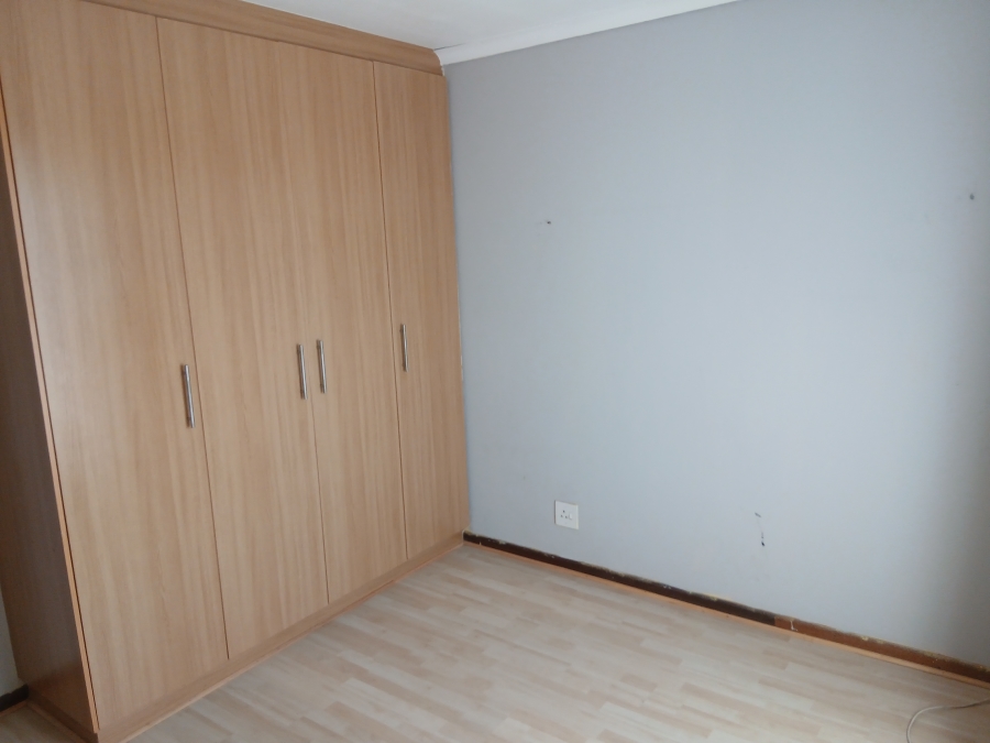 3 Bedroom Property for Sale in Pellsrus Eastern Cape